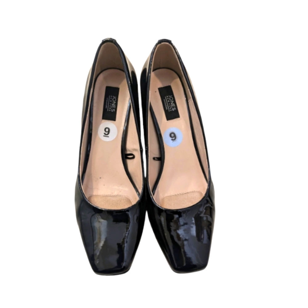 Jones New York Black Square Toe Chunky Heeled Pumps
